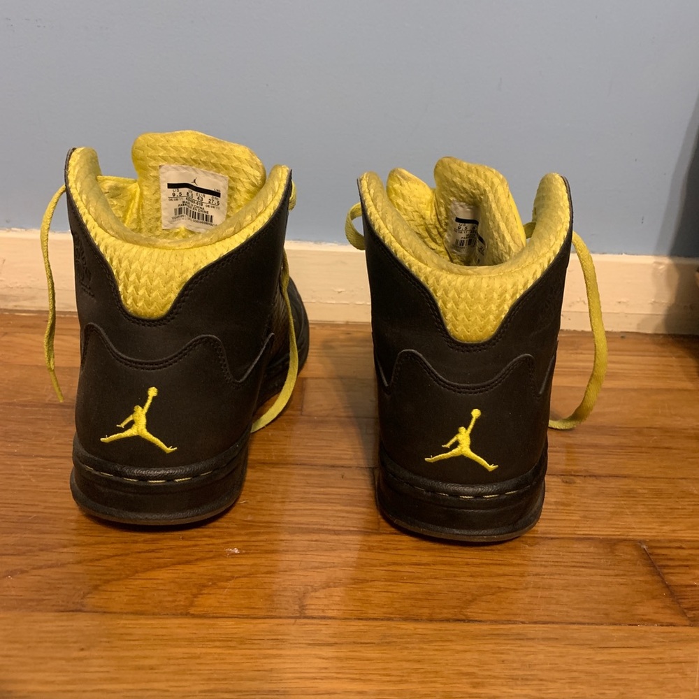Air Jordan men’s size 9.5